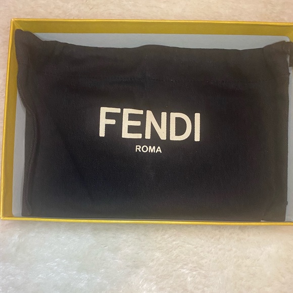Authentic Fendi Wallet - Picture 13 of 13
